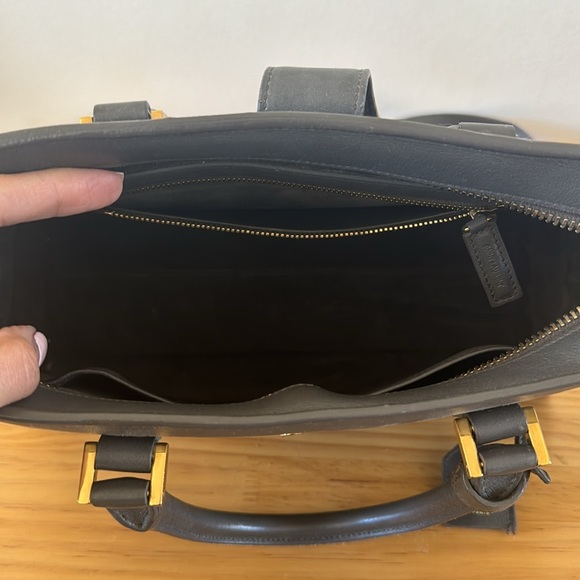 Saint Laurent
Monogram Cabas leather handbag - Picture 5 of 7